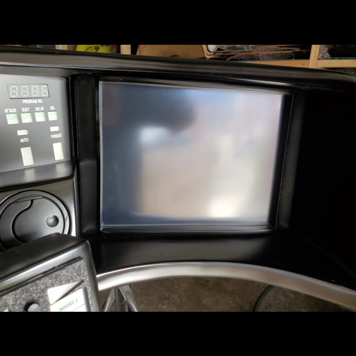 Season 3/4 LCD - Image 1